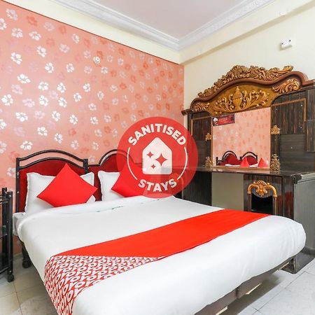 Oyo 62194 Pleasure Palace Hotel Indore Ngoại thất bức ảnh
