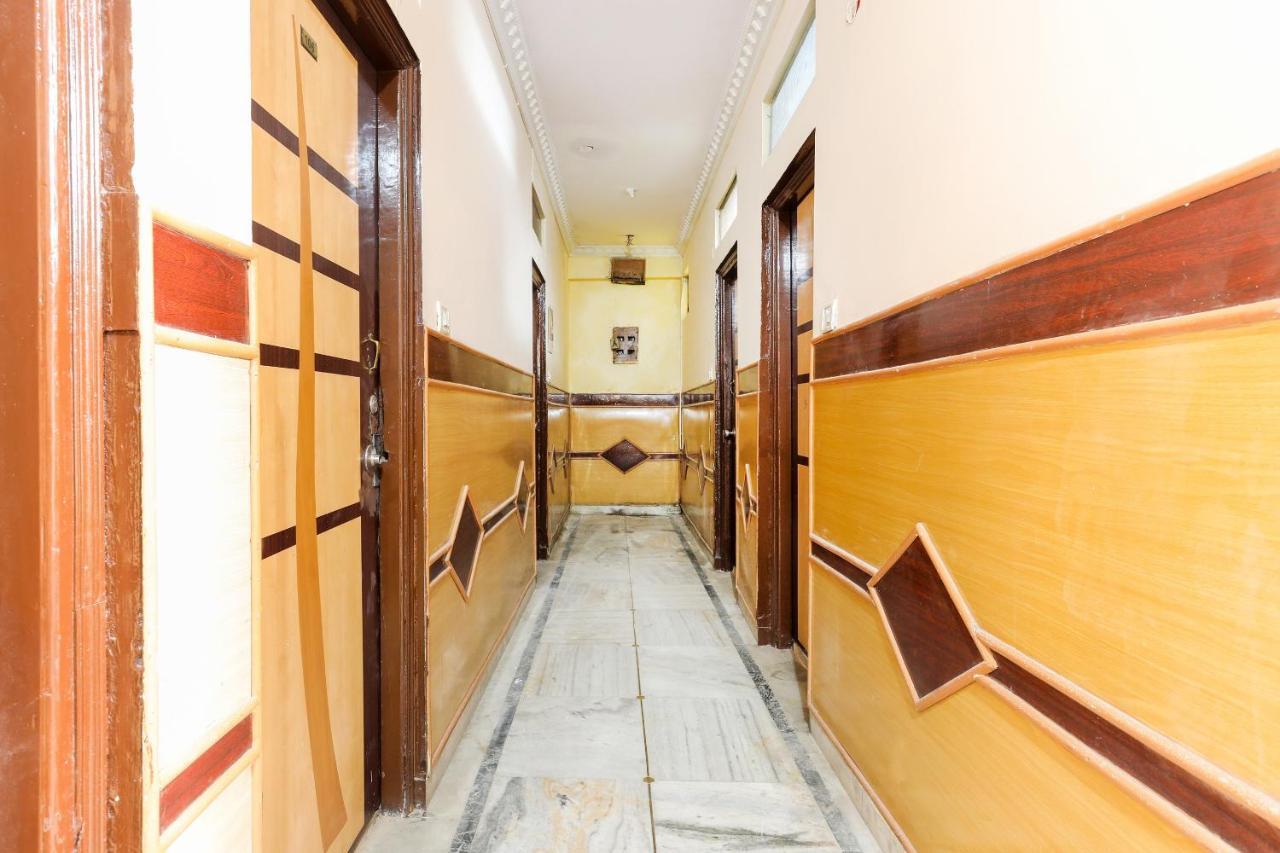 Oyo 62194 Pleasure Palace Hotel Indore Ngoại thất bức ảnh