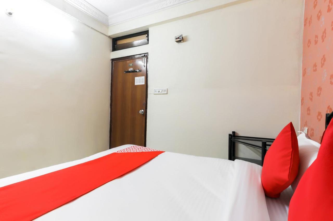 Oyo 62194 Pleasure Palace Hotel Indore Ngoại thất bức ảnh
