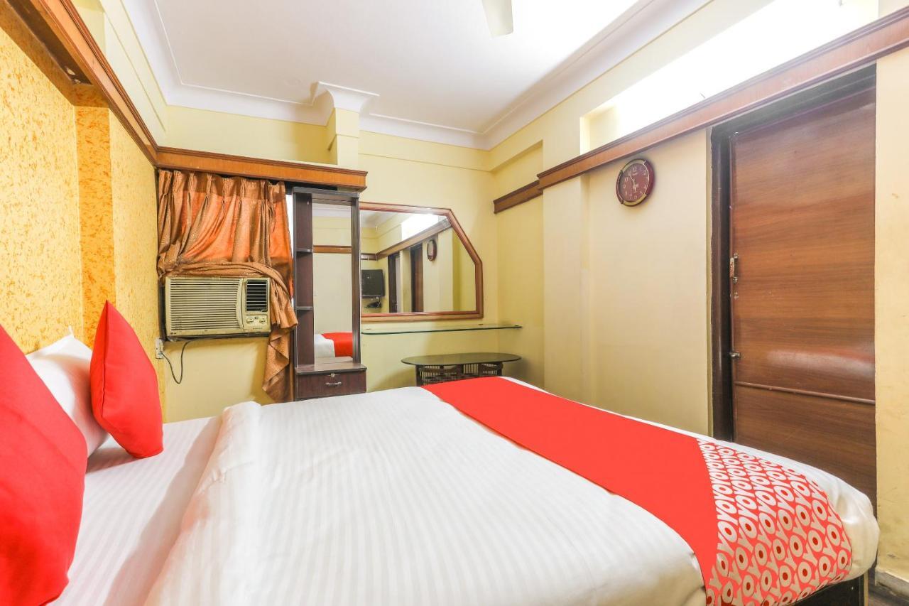 Oyo 62194 Pleasure Palace Hotel Indore Ngoại thất bức ảnh